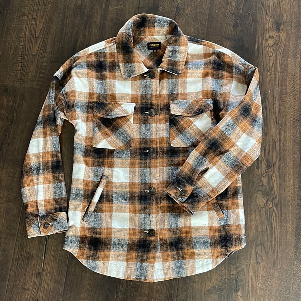 Women’s shacket
